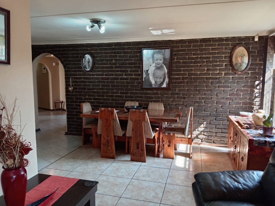 3 Bedroom Property for Sale in Witpoortjie Gauteng
