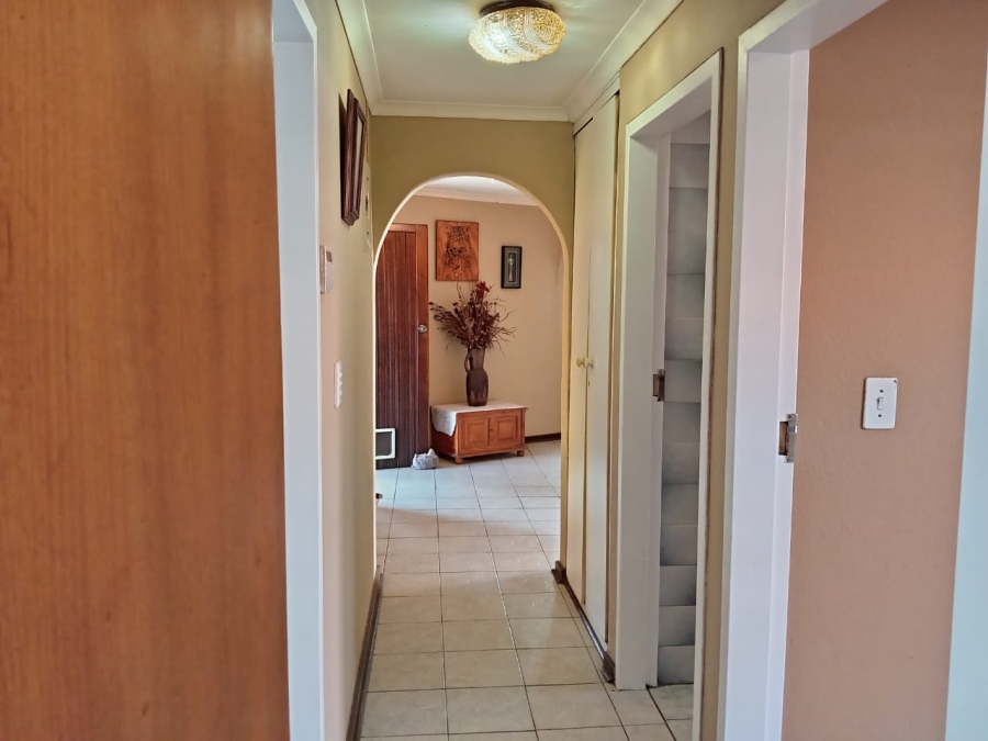 3 Bedroom Property for Sale in Witpoortjie Gauteng