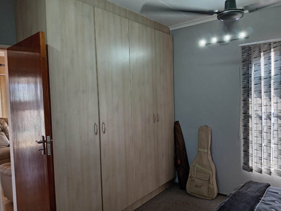 3 Bedroom Property for Sale in Witpoortjie Gauteng