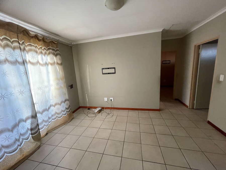 To Let 2 Bedroom Property for Rent in Lotus Gardens Gauteng