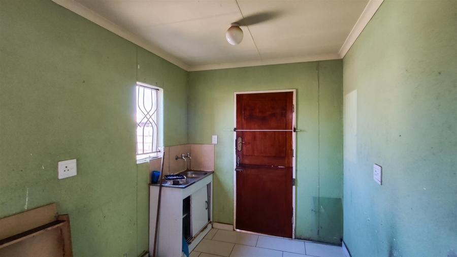 3 Bedroom Property for Sale in Windmill Park Gauteng