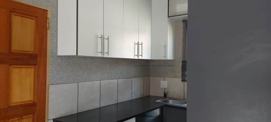 3 Bedroom Property for Sale in Dawn Park Gauteng