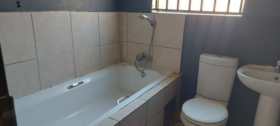 3 Bedroom Property for Sale in Dawn Park Gauteng