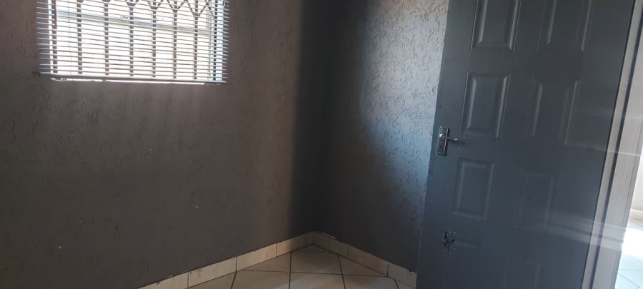 3 Bedroom Property for Sale in Dawn Park Gauteng