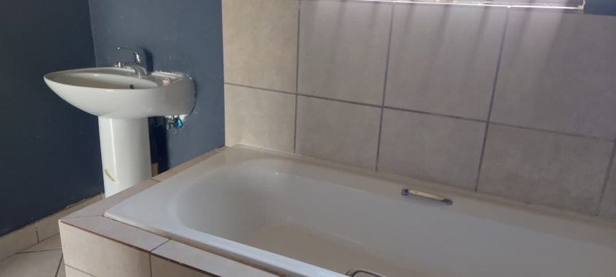 3 Bedroom Property for Sale in Dawn Park Gauteng