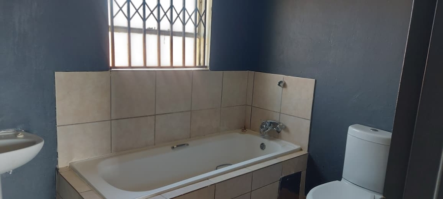 3 Bedroom Property for Sale in Dawn Park Gauteng