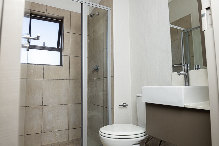 2 Bedroom Property for Sale in Broadacres Gauteng