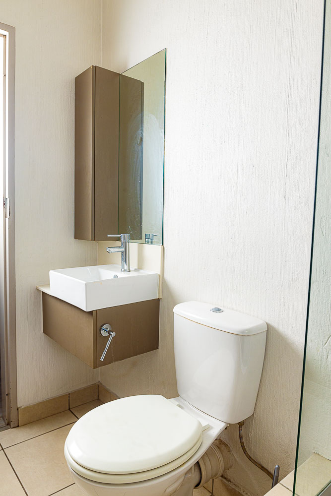 2 Bedroom Property for Sale in Broadacres Gauteng
