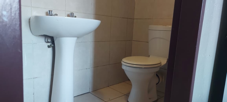 2 Bedroom Property for Sale in Comet Gauteng