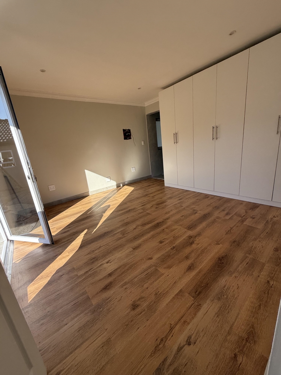 4 Bedroom Property for Sale in Wierda Park Gauteng