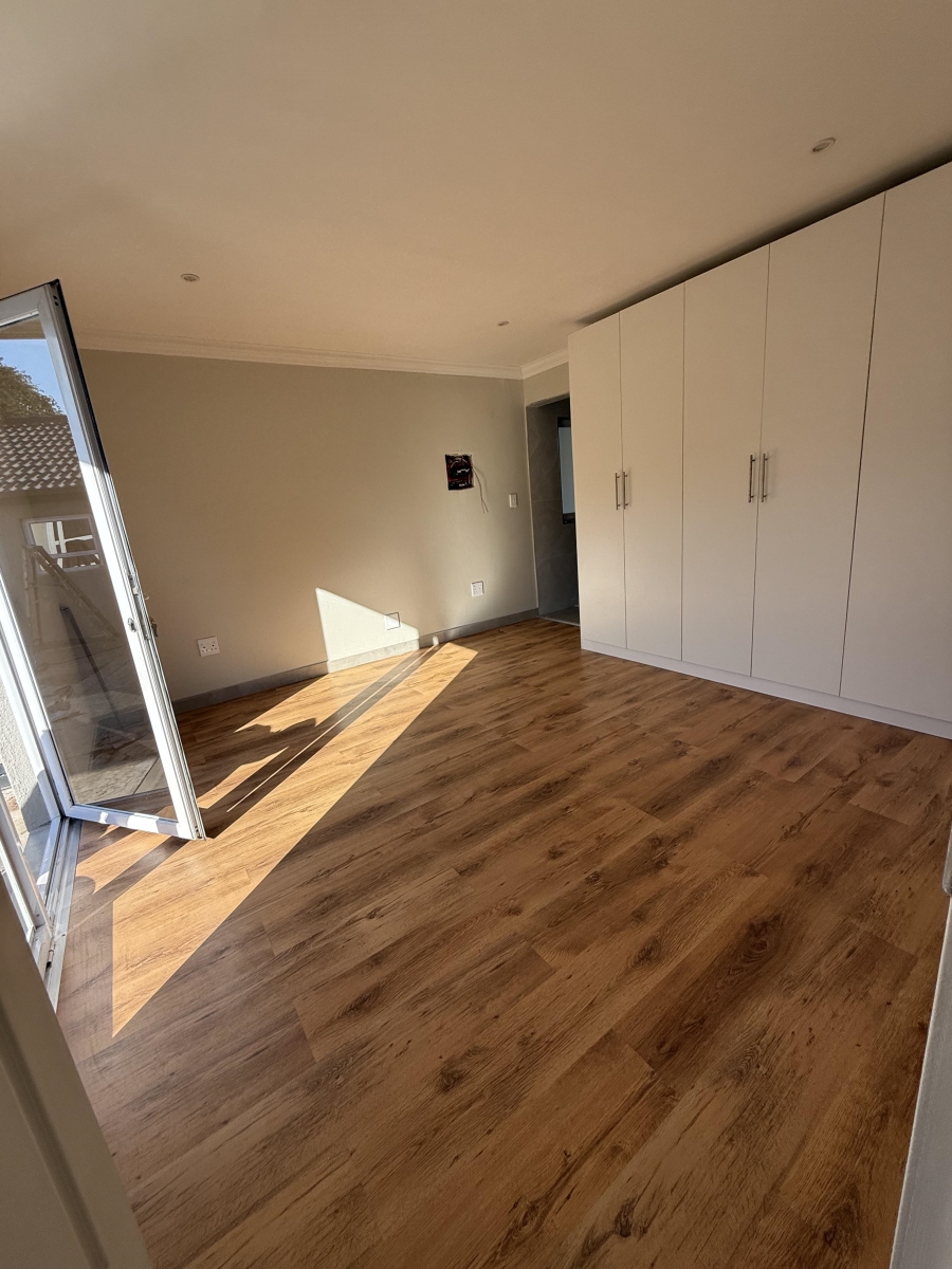 4 Bedroom Property for Sale in Wierda Park Gauteng