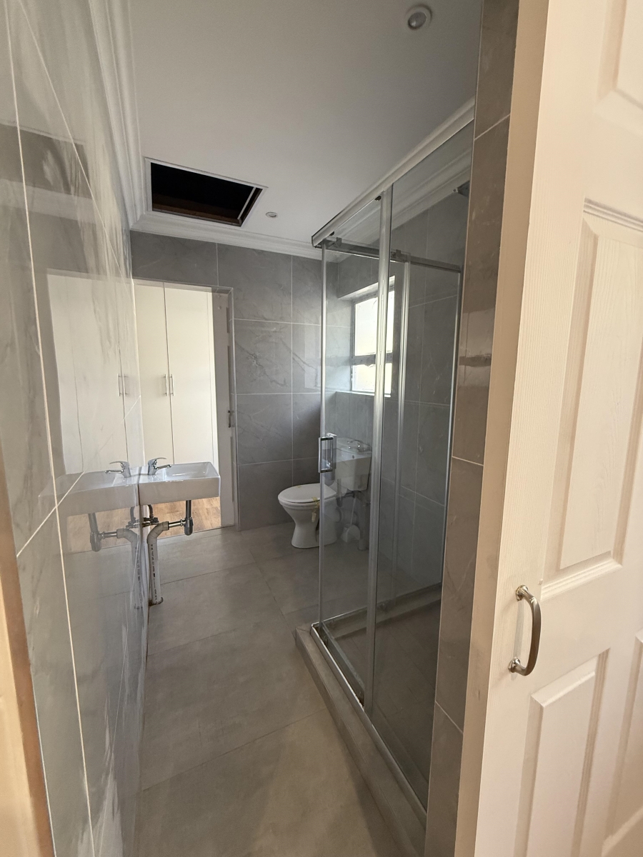 4 Bedroom Property for Sale in Wierda Park Gauteng