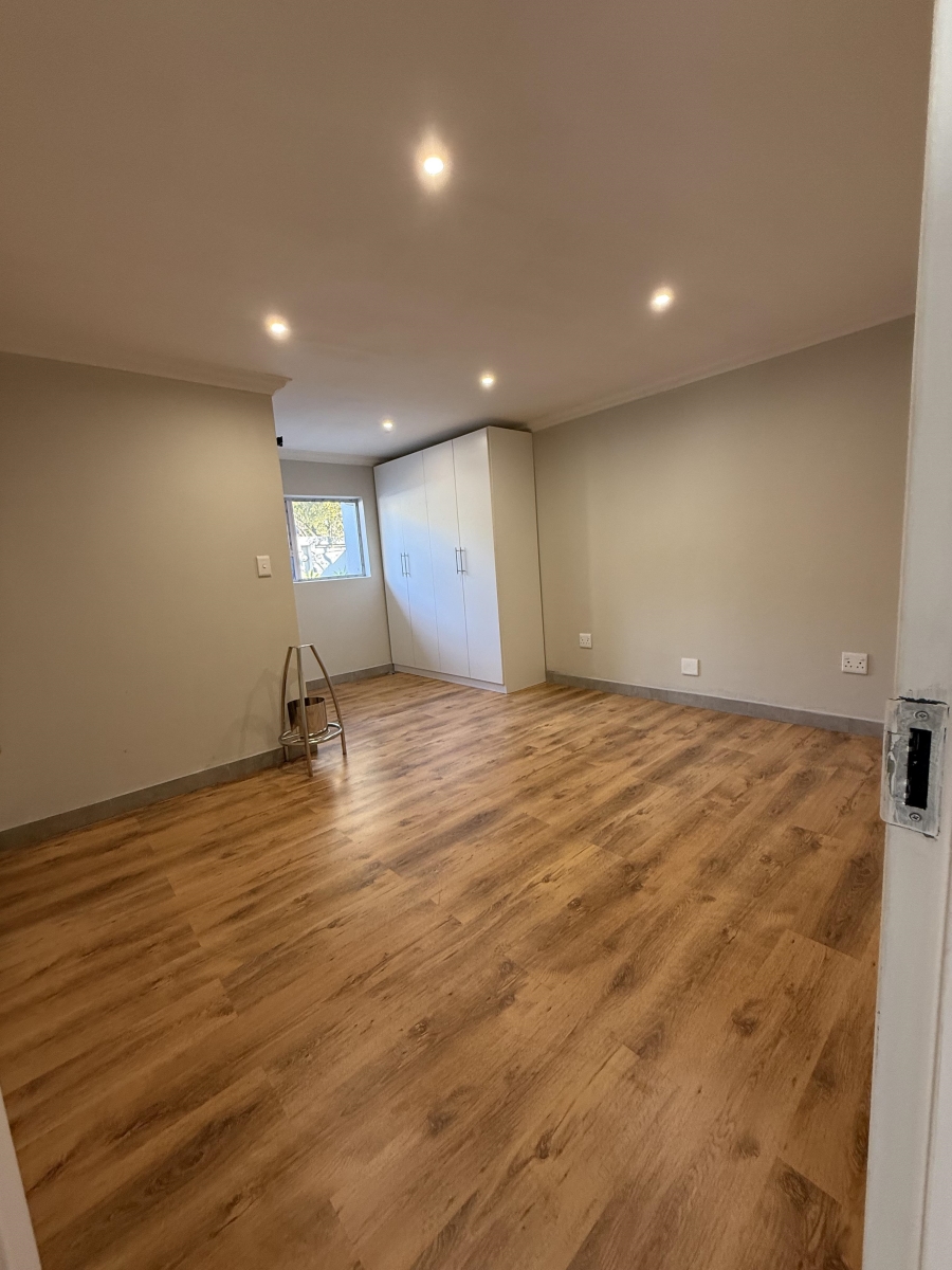 4 Bedroom Property for Sale in Wierda Park Gauteng