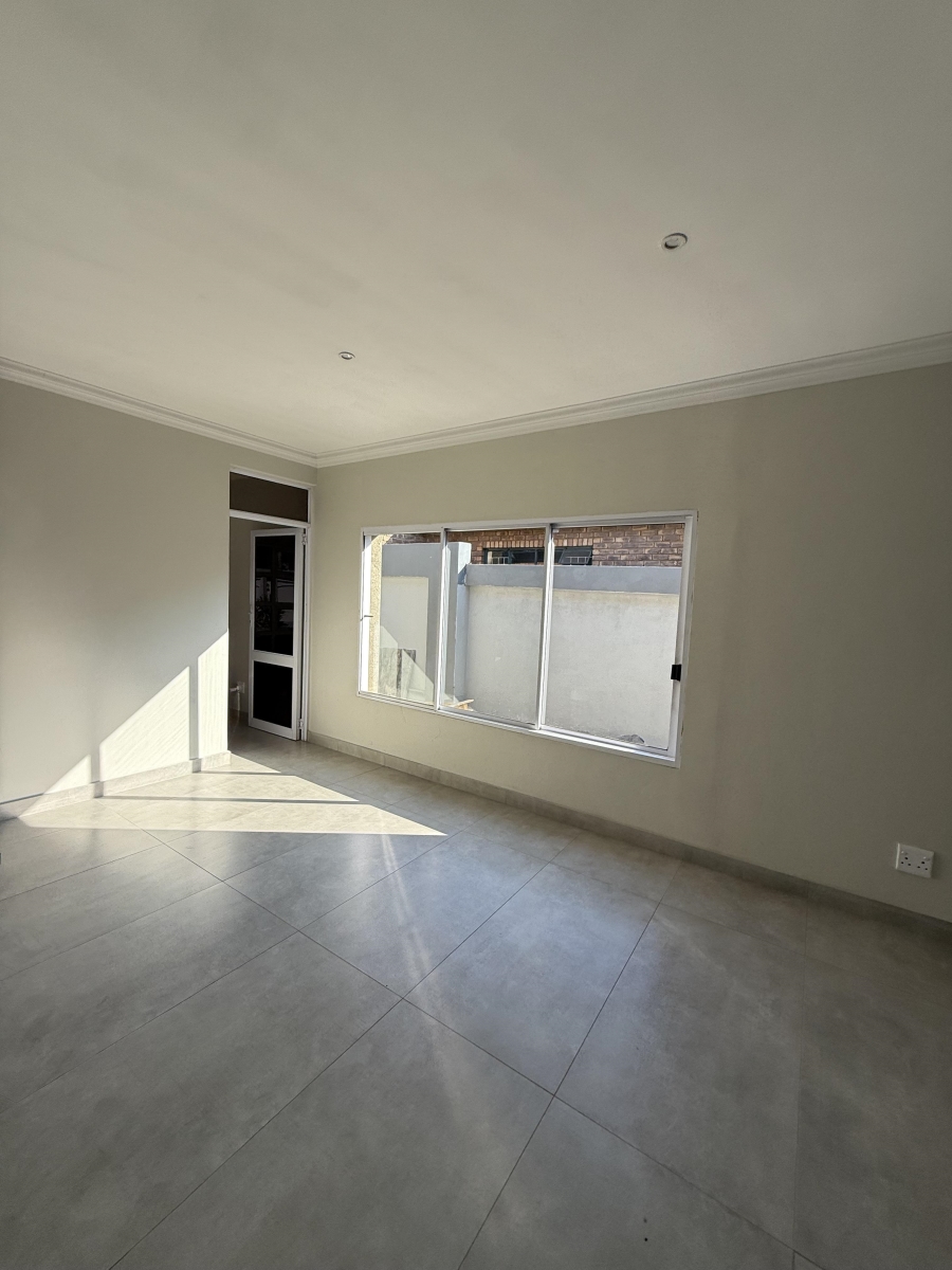 4 Bedroom Property for Sale in Wierda Park Gauteng