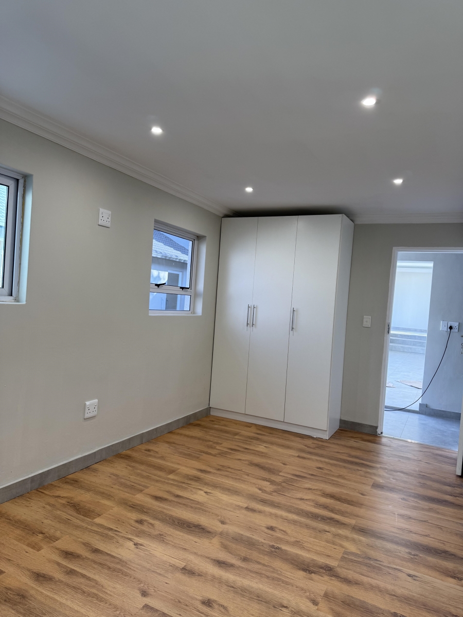 4 Bedroom Property for Sale in Wierda Park Gauteng
