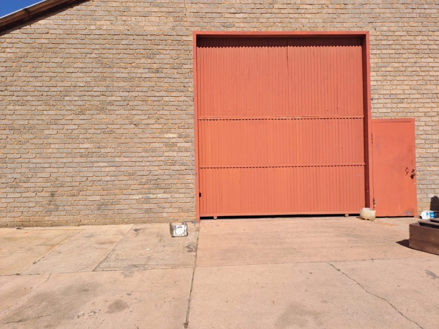 To Let commercial Property for Rent in Dennydale Gauteng