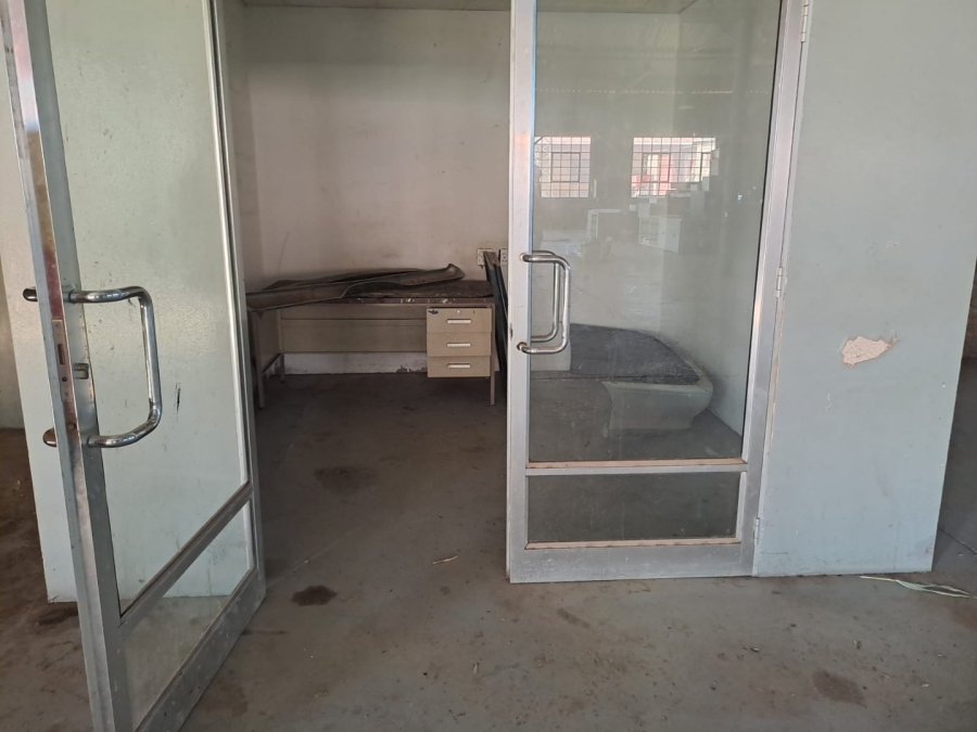 To Let commercial Property for Rent in Dennydale Gauteng