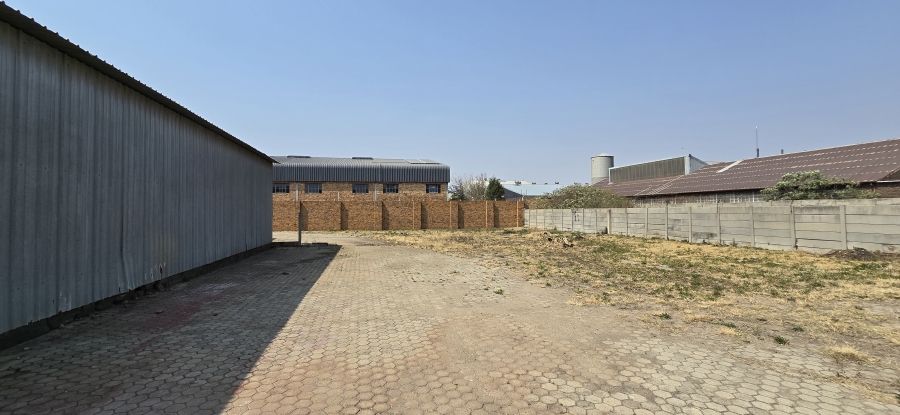 To Let commercial Property for Rent in Chamdor Gauteng