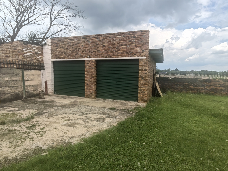 3 Bedroom Property for Sale in Noycedale Gauteng