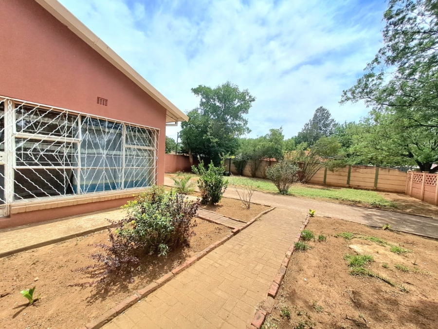 3 Bedroom Property for Sale in Sonland Park Gauteng