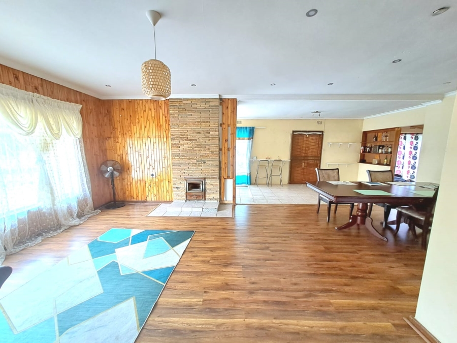 3 Bedroom Property for Sale in Sonland Park Gauteng