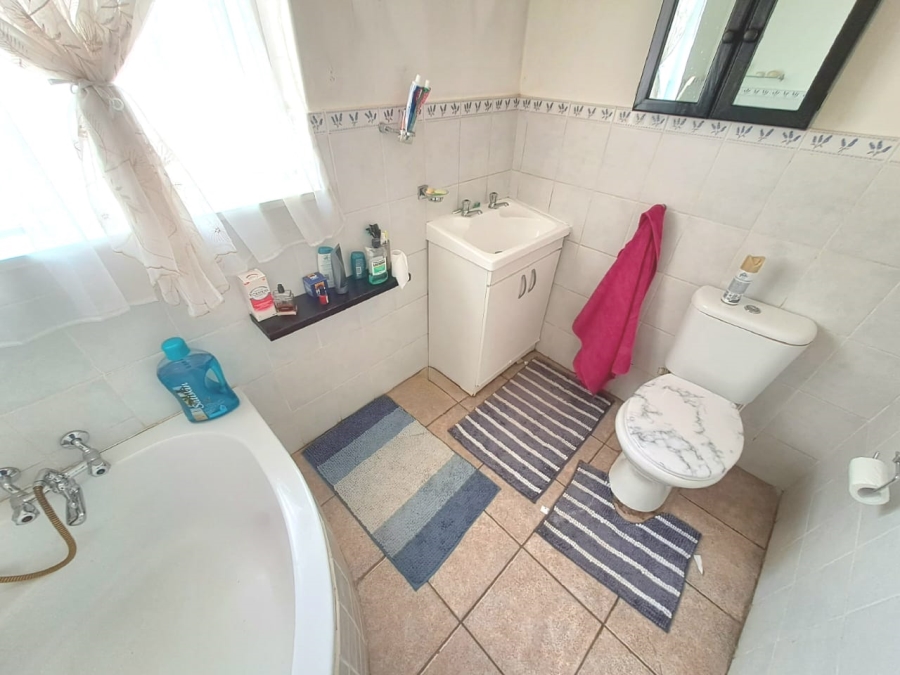 3 Bedroom Property for Sale in Sonland Park Gauteng