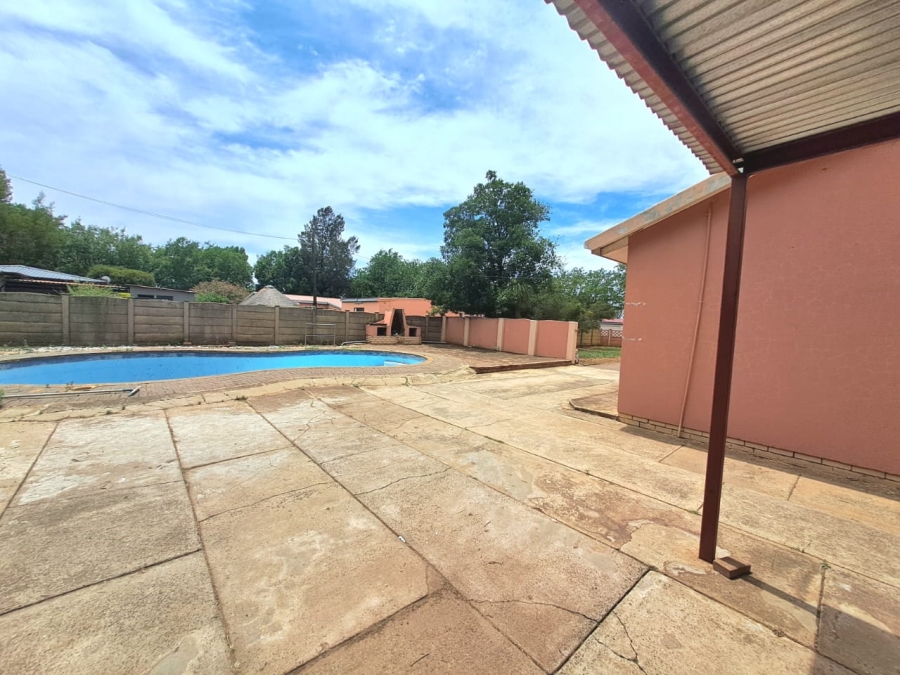 3 Bedroom Property for Sale in Sonland Park Gauteng
