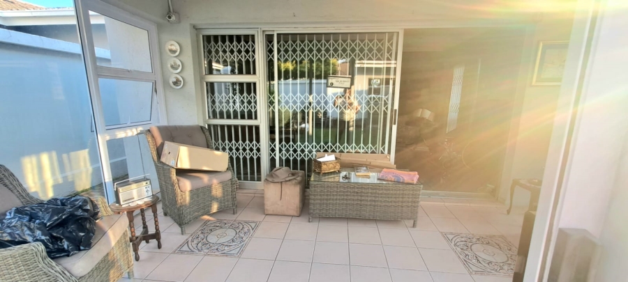 2 Bedroom Property for Sale in Three Rivers Gauteng