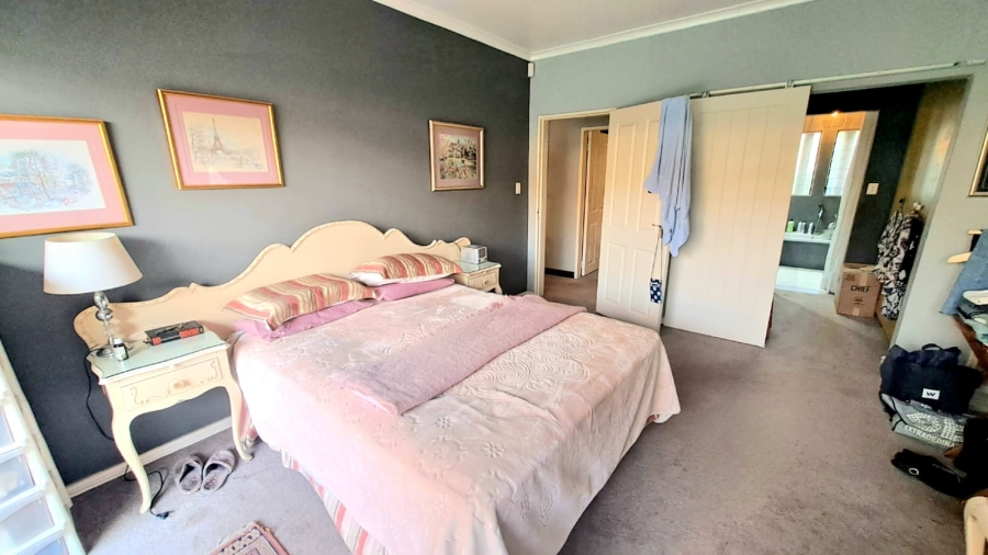 2 Bedroom Property for Sale in Three Rivers Gauteng