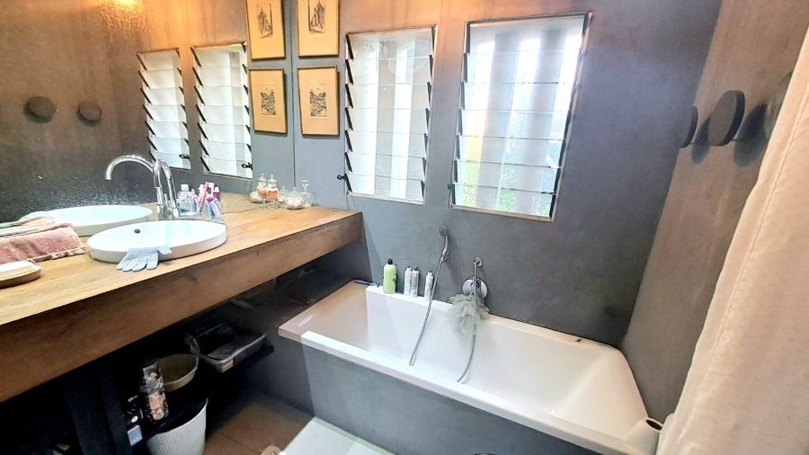 2 Bedroom Property for Sale in Three Rivers Gauteng