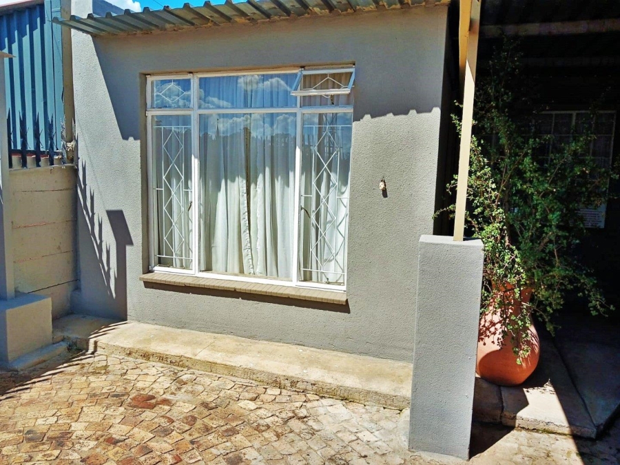 3 Bedroom Property for Sale in Homelake Gauteng