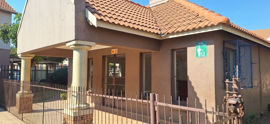 3 Bedroom Property for Sale in Esther Park Gauteng