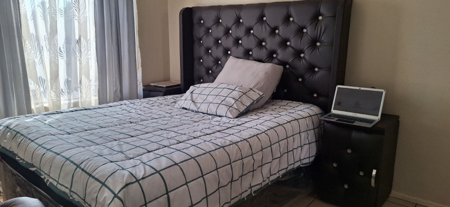 3 Bedroom Property for Sale in Esther Park Gauteng