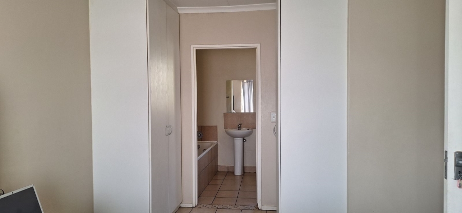 3 Bedroom Property for Sale in Esther Park Gauteng