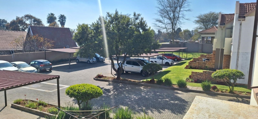 3 Bedroom Property for Sale in Esther Park Gauteng
