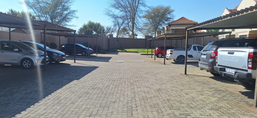 3 Bedroom Property for Sale in Esther Park Gauteng