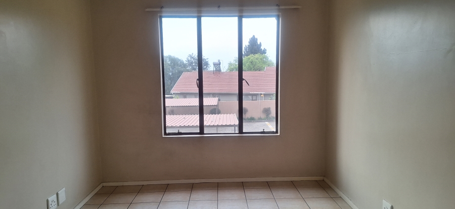 3 Bedroom Property for Sale in Esther Park Gauteng
