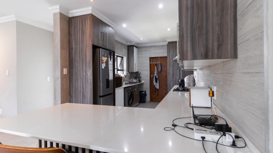 3 Bedroom Property for Sale in Helderwyk Gauteng