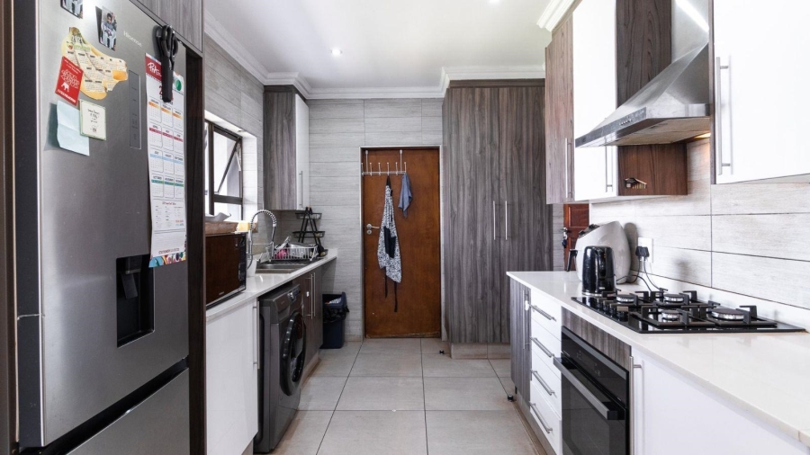 3 Bedroom Property for Sale in Helderwyk Gauteng