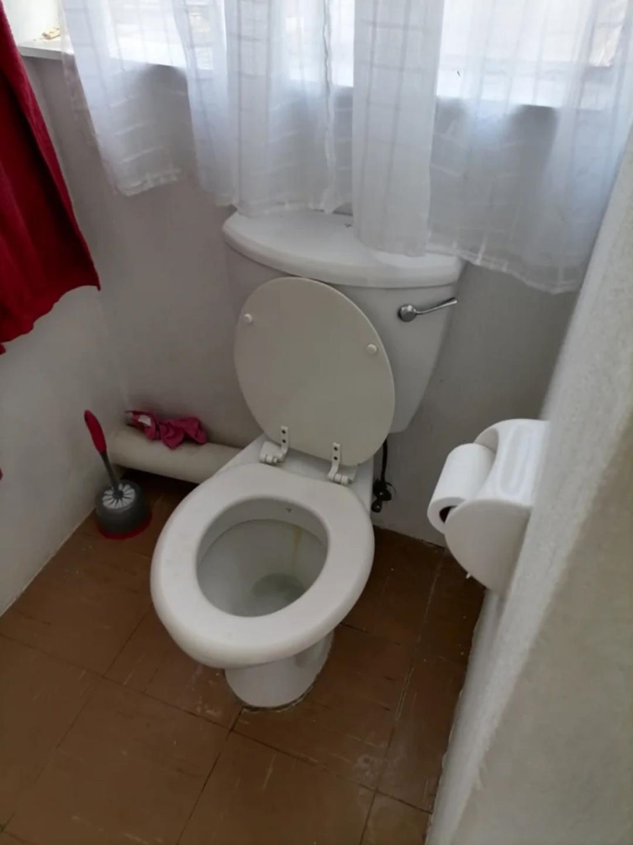 0 Bedroom Property for Sale in Buccleuch Gauteng