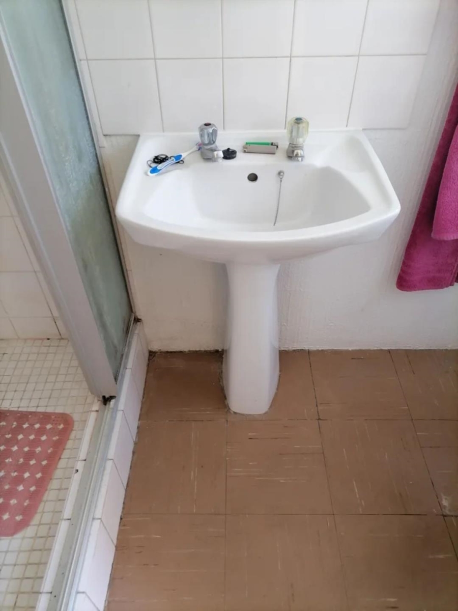 0 Bedroom Property for Sale in Buccleuch Gauteng