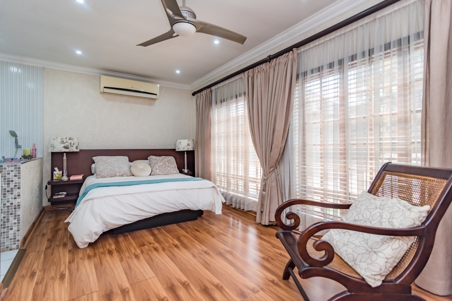 7 Bedroom Property for Sale in Greenhills Gauteng