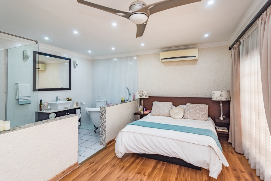 7 Bedroom Property for Sale in Greenhills Gauteng