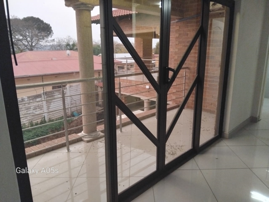 10 Bedroom Property for Sale in Proclamation Hill Gauteng