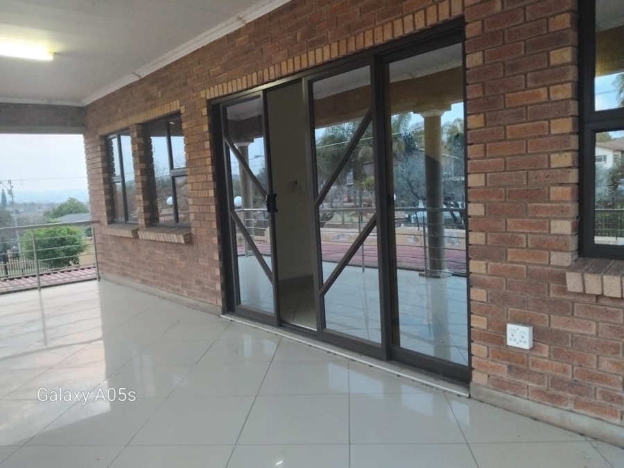 10 Bedroom Property for Sale in Proclamation Hill Gauteng