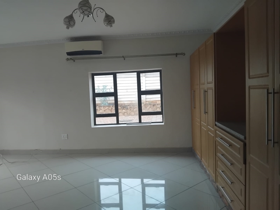 10 Bedroom Property for Sale in Proclamation Hill Gauteng
