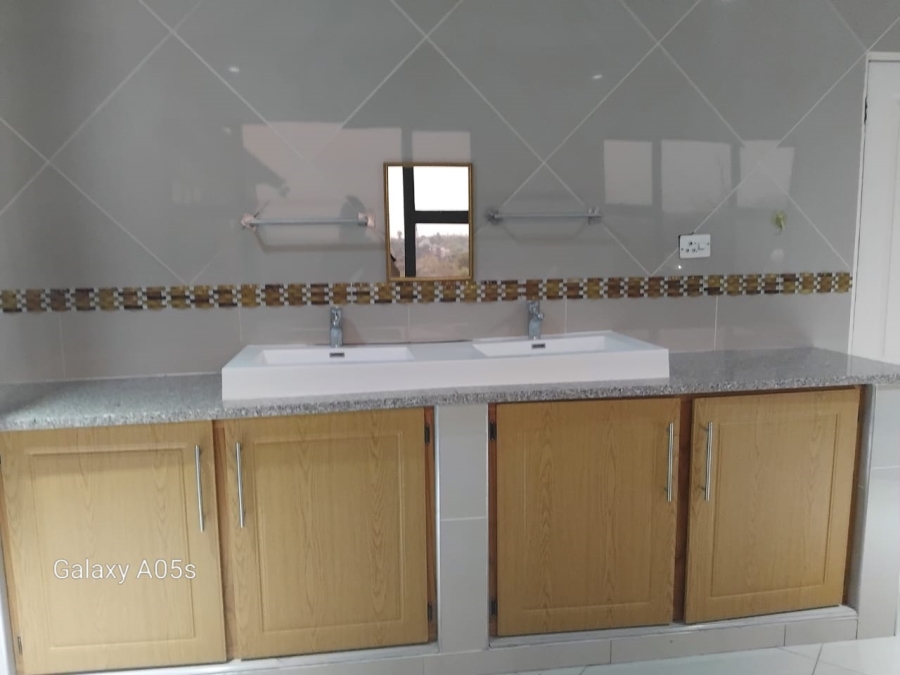 10 Bedroom Property for Sale in Proclamation Hill Gauteng