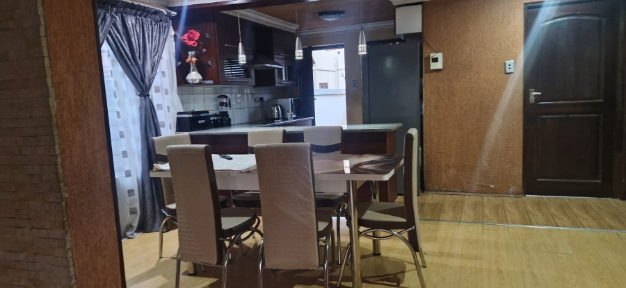 To Let 2 Bedroom Property for Rent in Mahube Valley Gauteng
