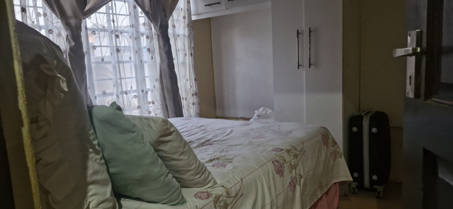 To Let 2 Bedroom Property for Rent in Mahube Valley Gauteng
