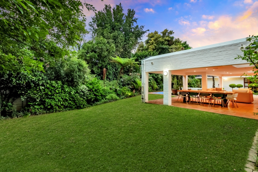 4 Bedroom Property for Sale in Atholl Gauteng